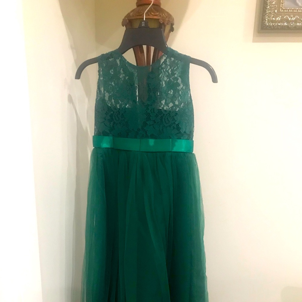 Little girls formal gown emerald green size 4